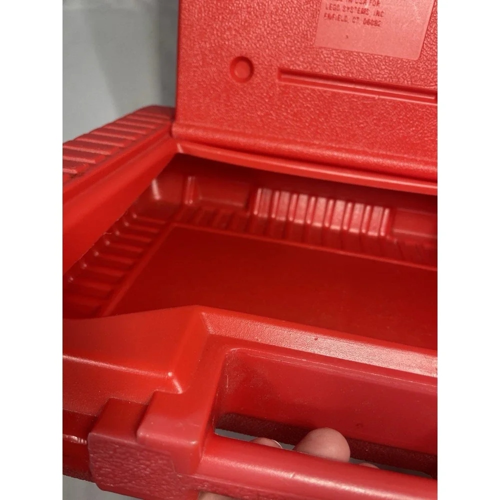 LEGO 1985 Vintage Red Plastic Storage Suitcase Carry Case 12" x 15"  Made in USA - Picture 6 of 13